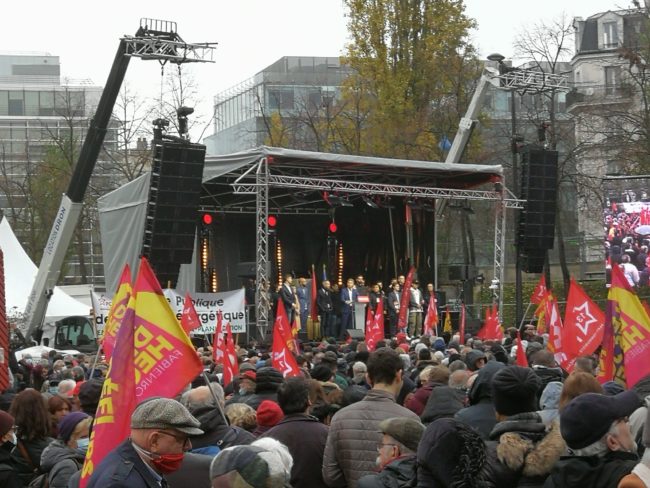 photo meeting Roussel 21 novembre