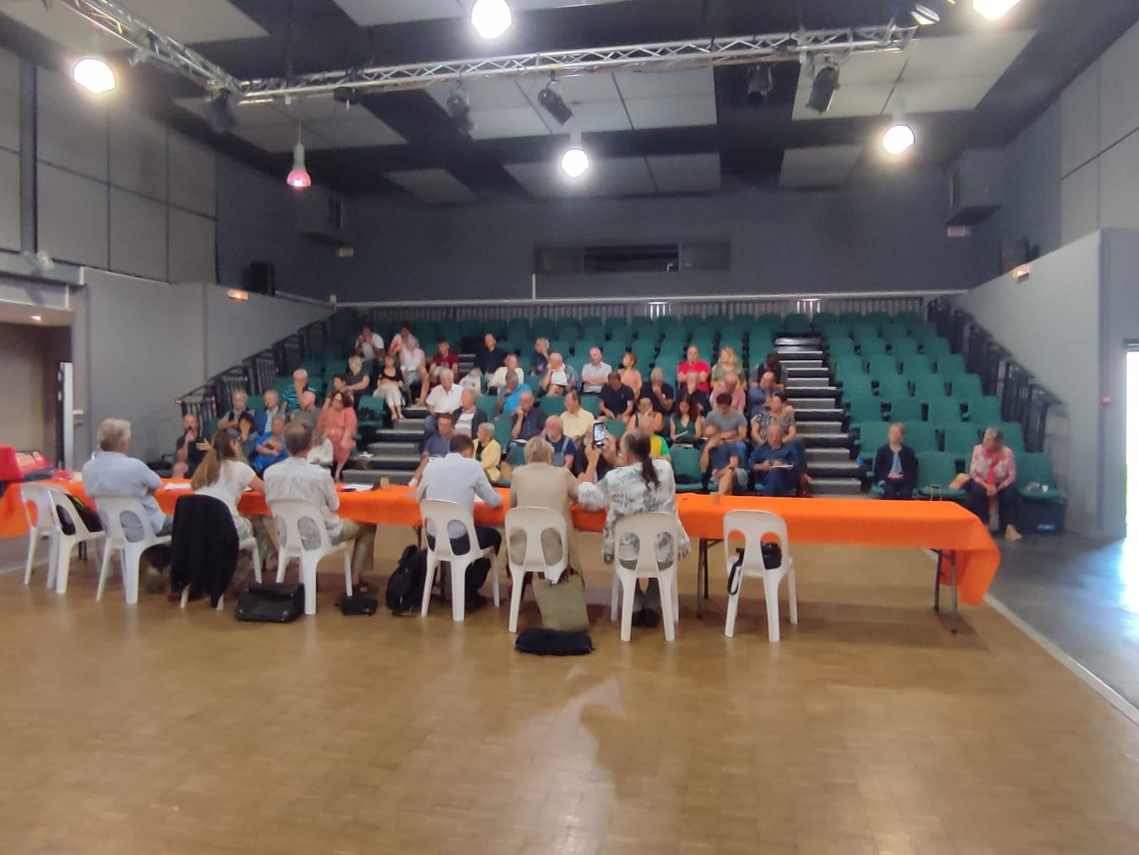 2023_09_30-Conf_dept-1